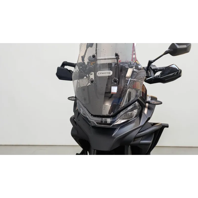 CF MOTO MT 700