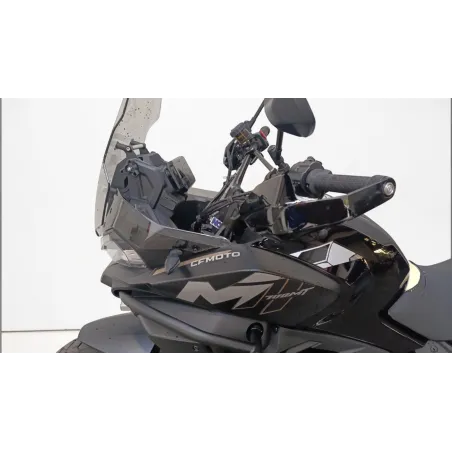 CF MOTO MT 700