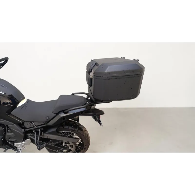 CF MOTO MT 700