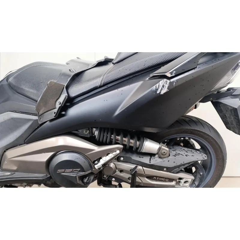 KYMCO AK 550