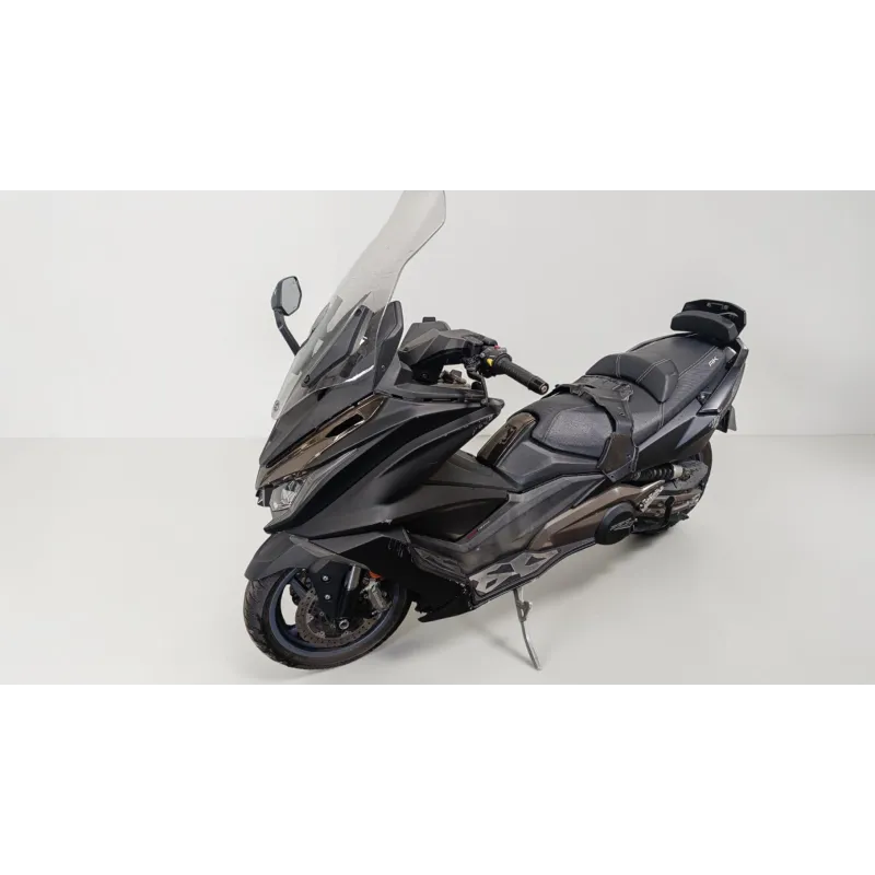 KYMCO AK 550
