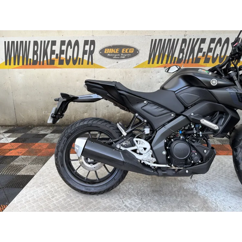YAMAHA MT 125