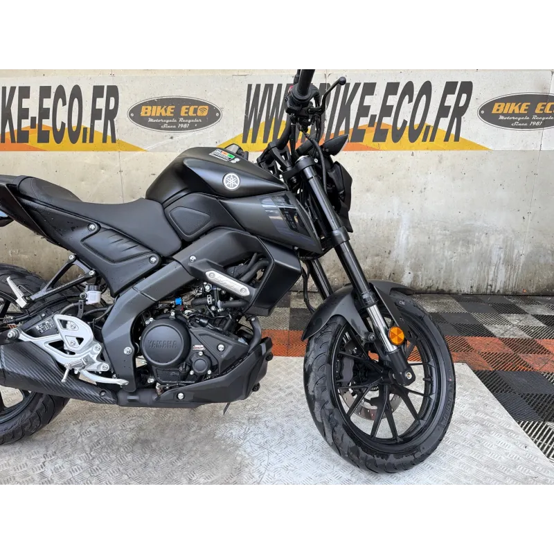 YAMAHA MT 125