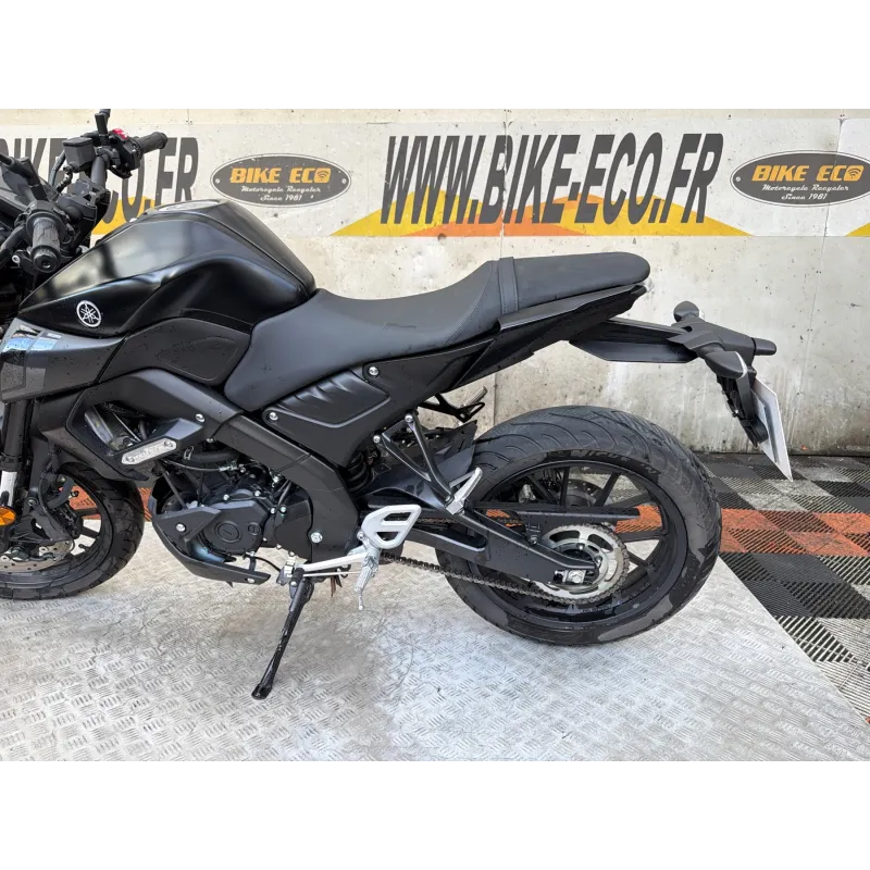YAMAHA MT 125
