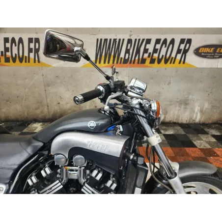 YAMAHA VMAX 1200