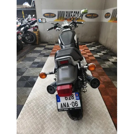 YAMAHA VMAX 1200