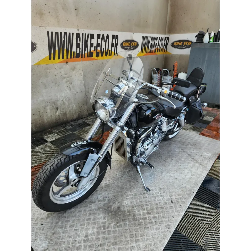 SUZUKI MARAUDER 800