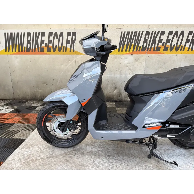 PEUGEOT TWEET 125 GT