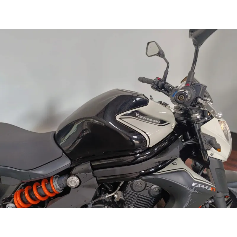 KAWASAKI ER6 N