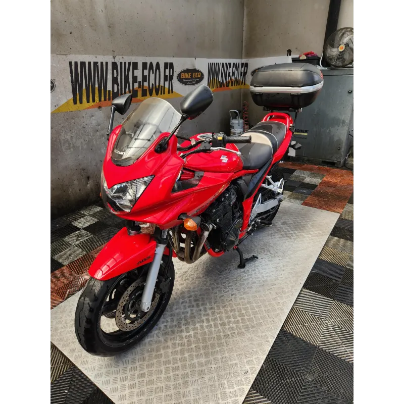 SUZUKI BANDIT 650