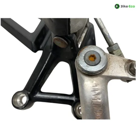 Platine avant gauche APRILIA TUONO 125 2021-2024