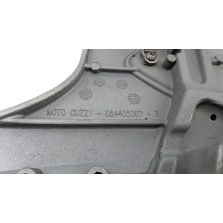 Platine avant droite MOTO GUZZI NORGE 1200 ABS 2006 - 2010