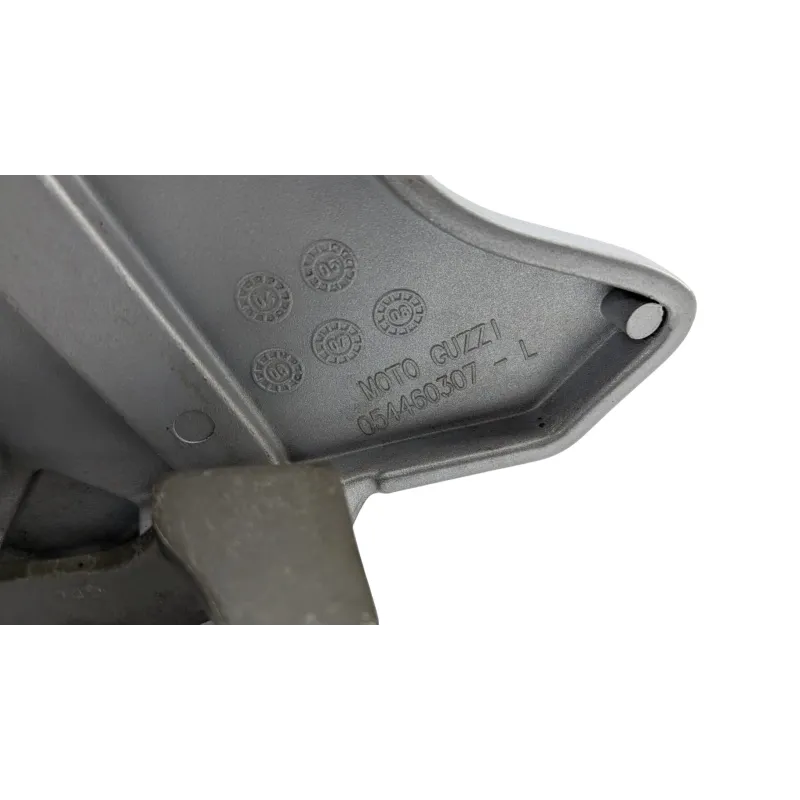 Platine avant gauche MOTO GUZZI NORGE 1200 ABS 2006 - 2010