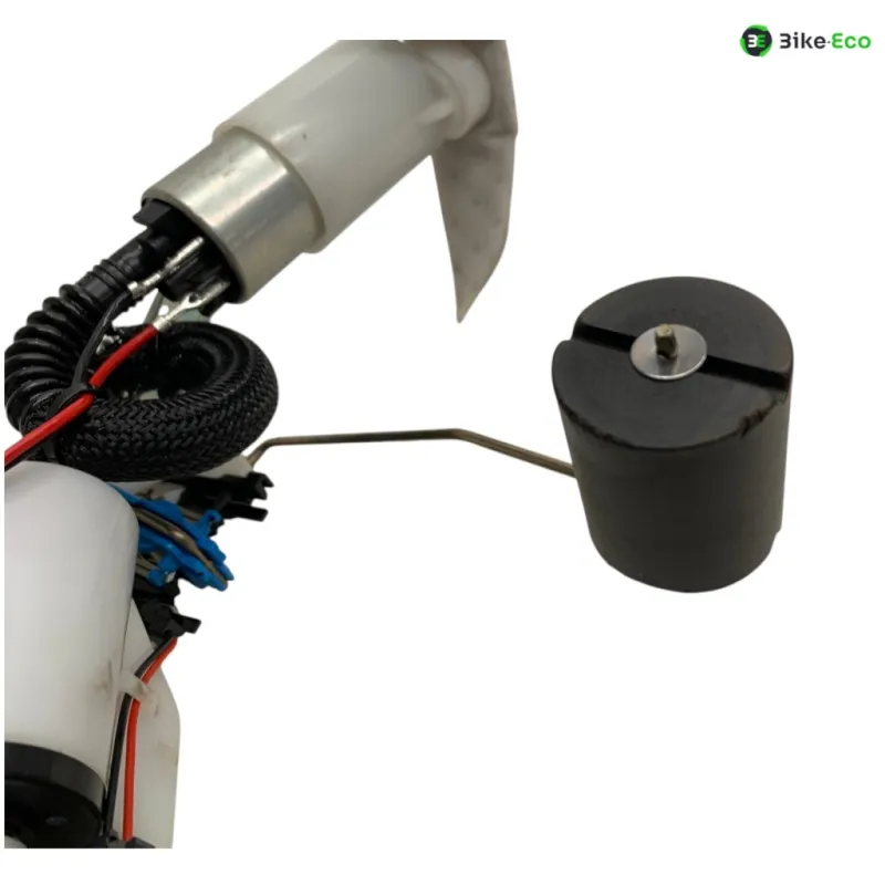 Pompe a essence APRILIA TUONO 125 2021-2024