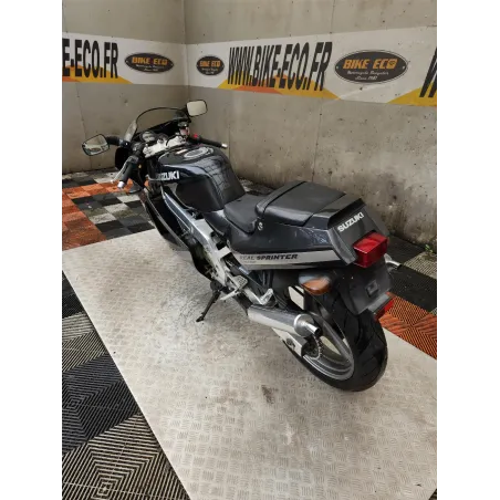 SUZUKI RGV 250