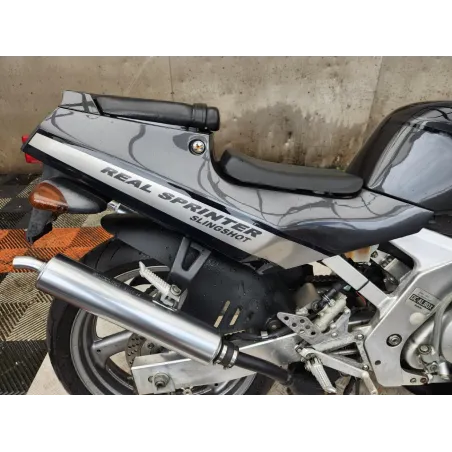 SUZUKI RGV 250