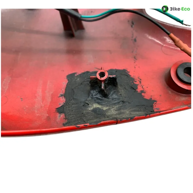Cache flanc de carenage droit SUZUKI TL 1000 S 1997-2001