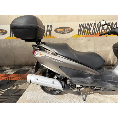 SUZUKI UH 125 BURGMAN .