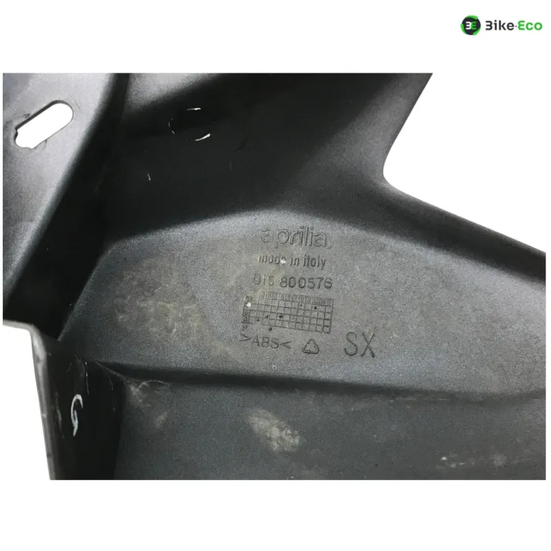 cache carenage face avant gauche APRILIA ETV 1000 2001-2003 CAPONORD
