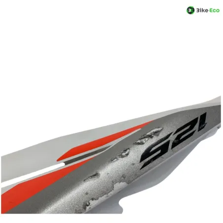 Cache carenage coque arriere droit APRILIA TUONO 125 2021-2024