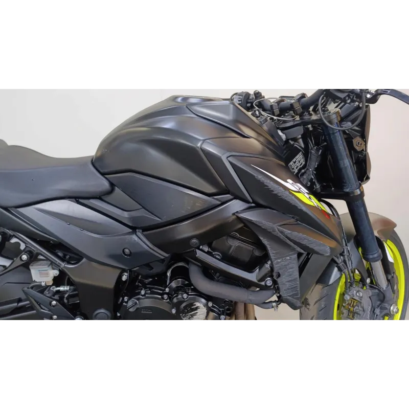 SUZUKI GSXS 750