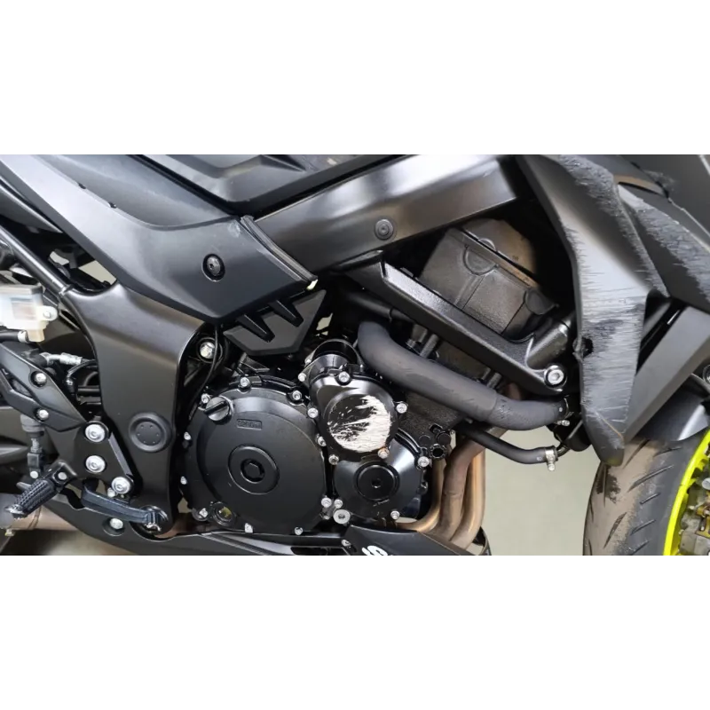 SUZUKI GSXS 750