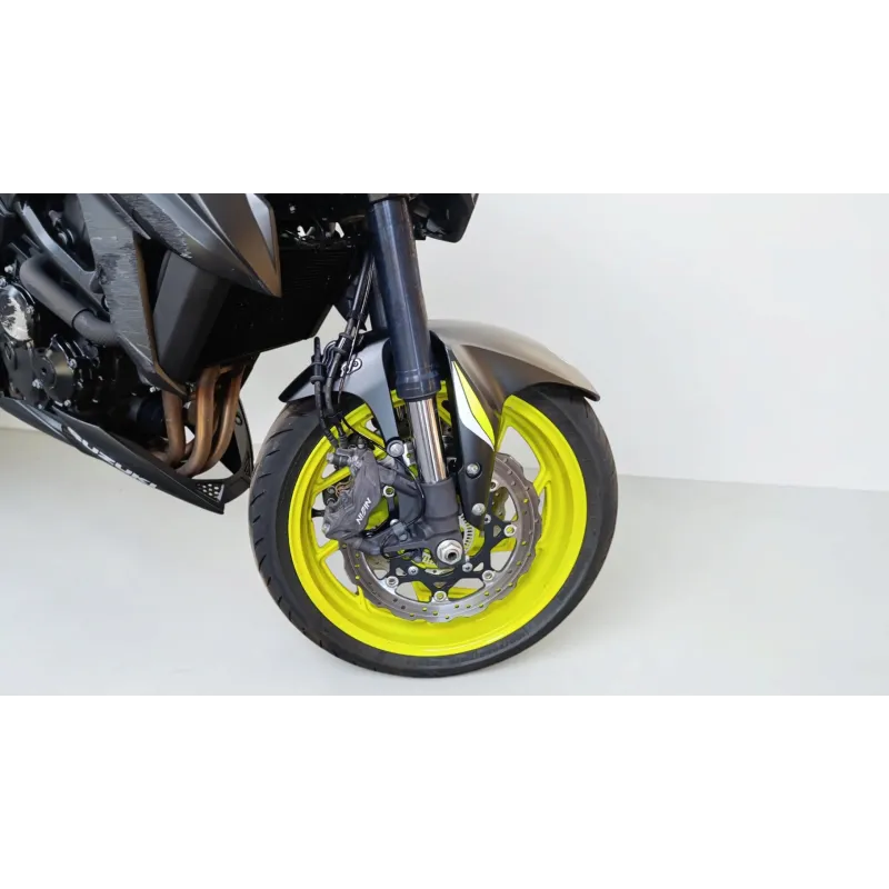 SUZUKI GSXS 750