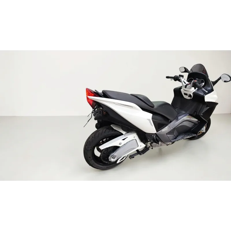APRILIA SRV 850
