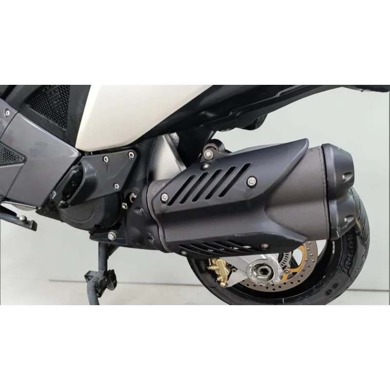 APRILIA SRV 850