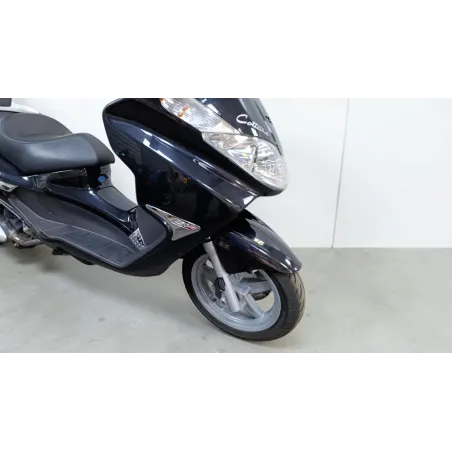 PIAGGIO X8 200