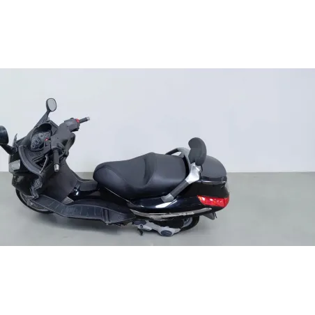 PIAGGIO X8 200
