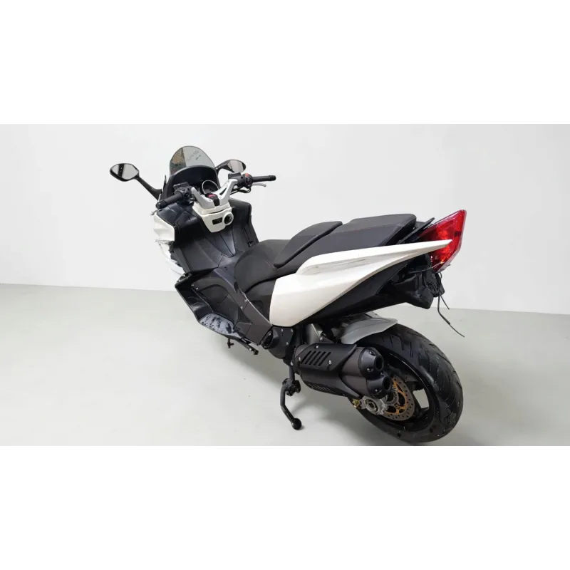 APRILIA SRV 850