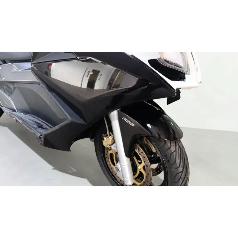 APRILIA SRV 850