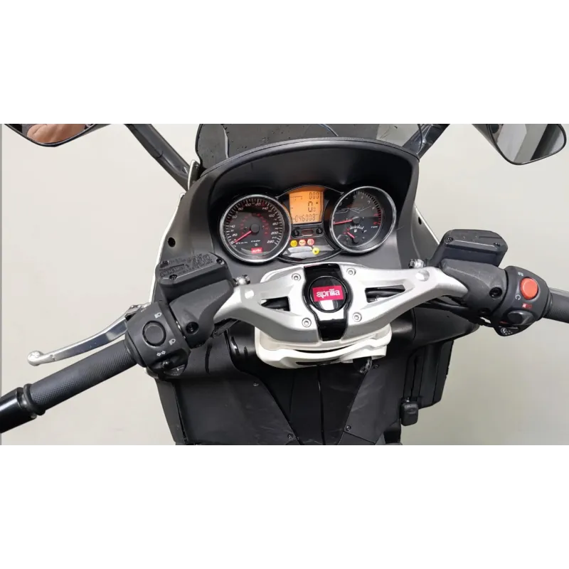 APRILIA SRV 850