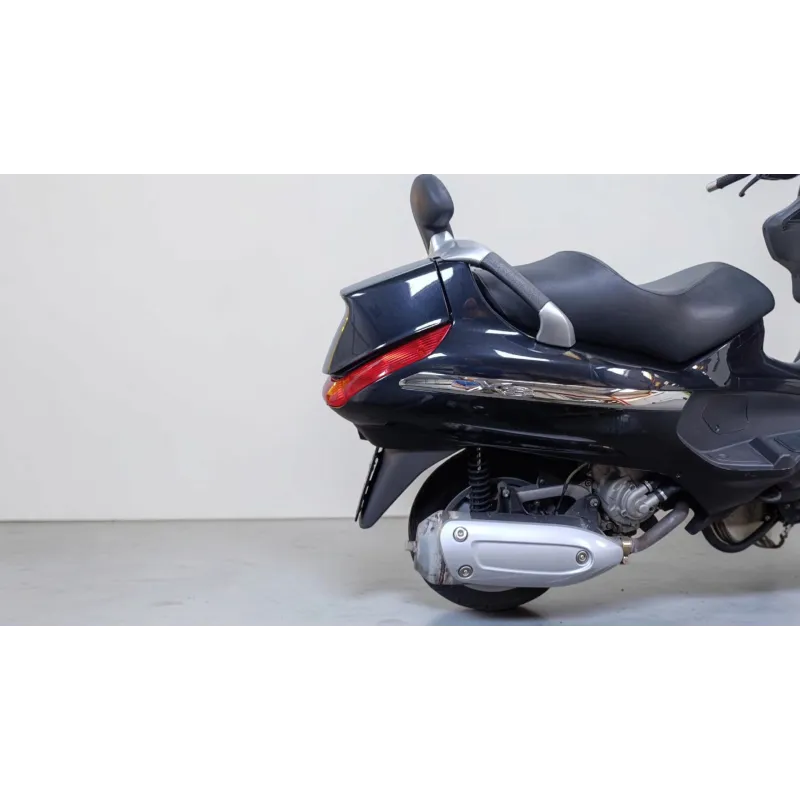PIAGGIO X8 200