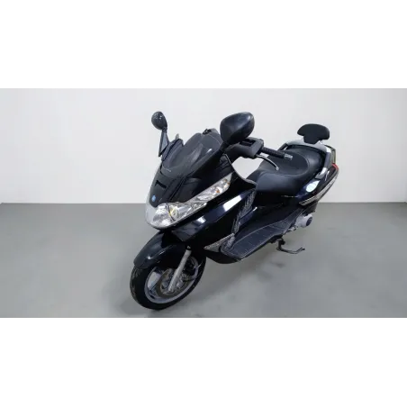 PIAGGIO X8 200