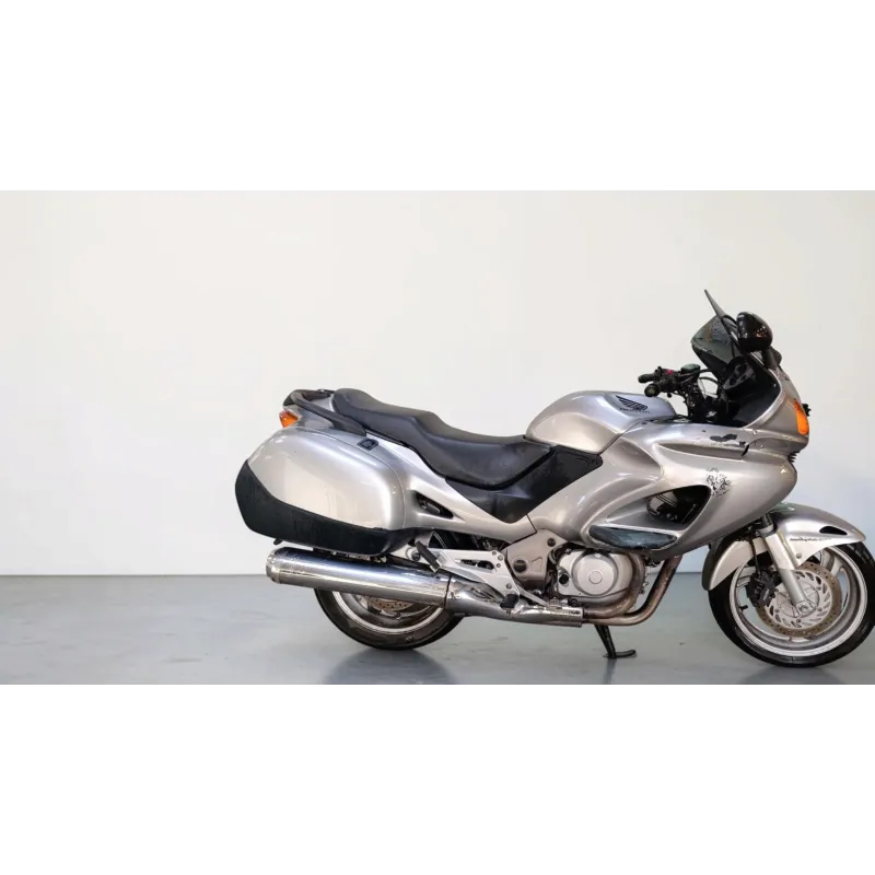 HONDA DEAUVILLE 650