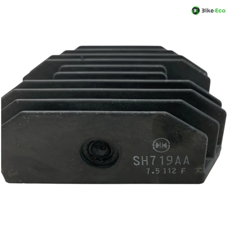Regulateur charge batterie YAMAHA XP 530 2017-2019 TMAX