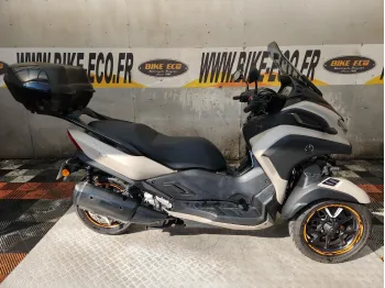 YAMAHA MW 300 TRITY