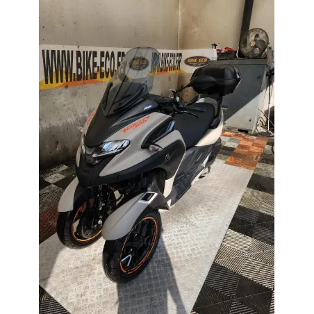 YAMAHA MW 300 TRITY