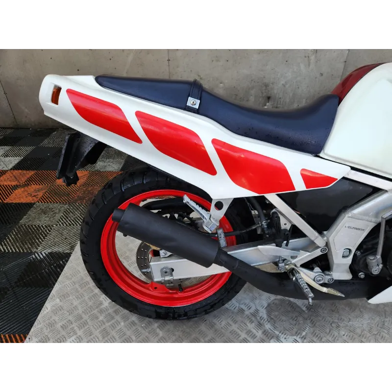 YAMAHA TZR 250