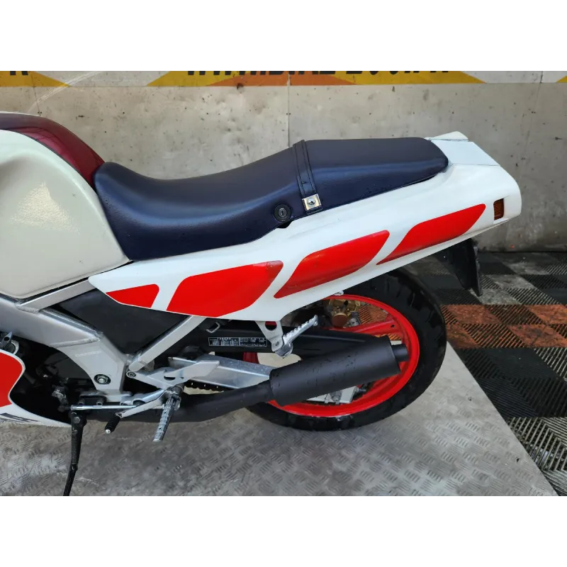 YAMAHA TZR 250