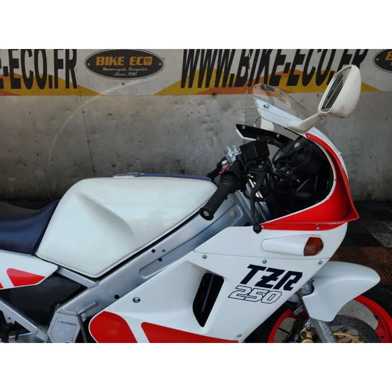 YAMAHA TZR 250