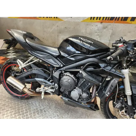 TRIUMPH STREET TRIPLE 660 S