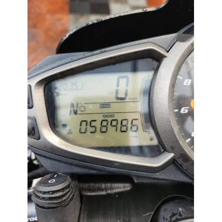TRIUMPH STREET TRIPLE 660 S