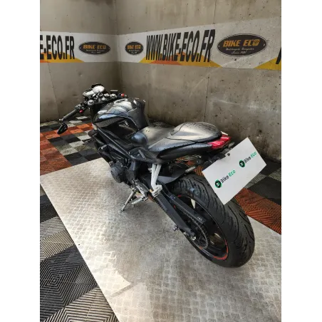 TRIUMPH STREET TRIPLE 660 S