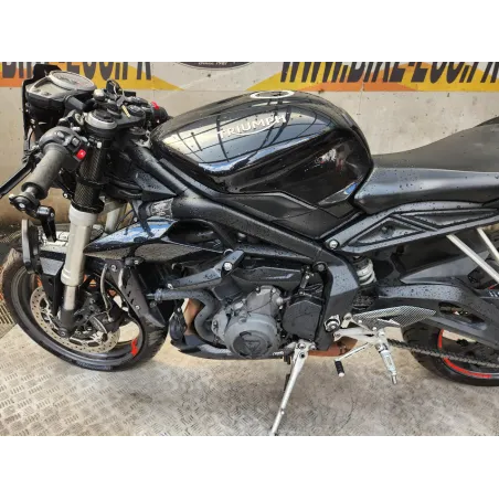 TRIUMPH STREET TRIPLE 660 S