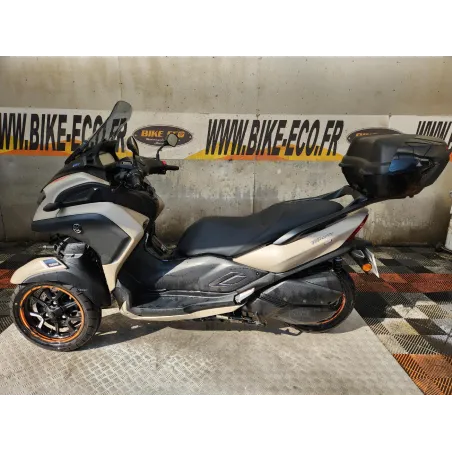 YAMAHA MW 300 TRITY