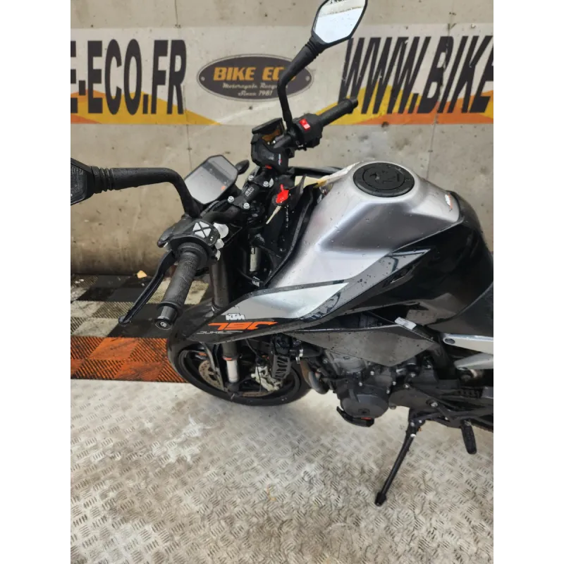 KTM 790 DUKE