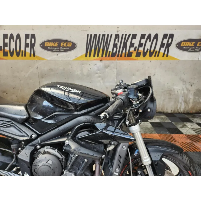 TRIUMPH STREET TRIPLE 660 S